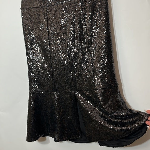 Torrid 14 SYLVIA MOLLIE TRUMPET MIDI SKIRT - PONTE SEQUIN BLACK - Picture 6 of 9